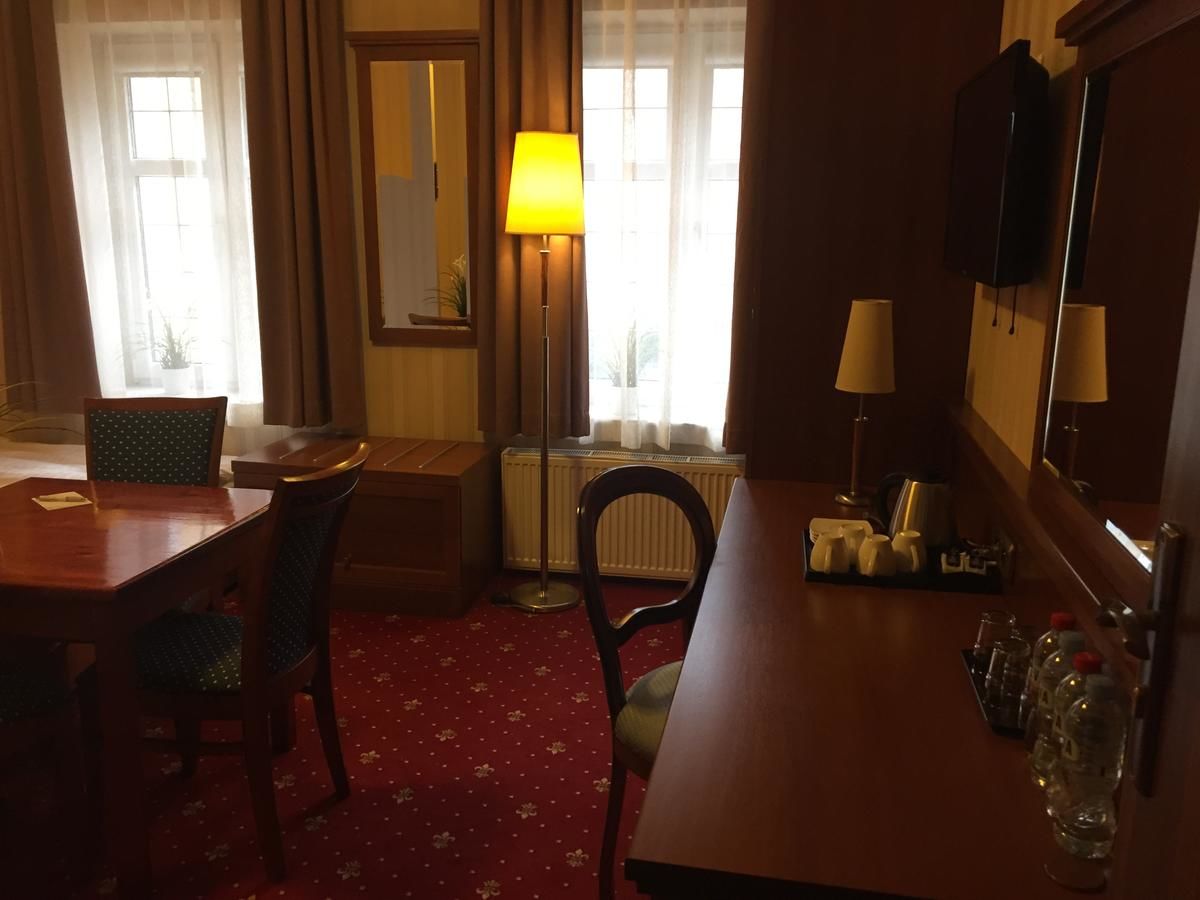 Отель Hotel Diamond w Białym Dworku Румя-37