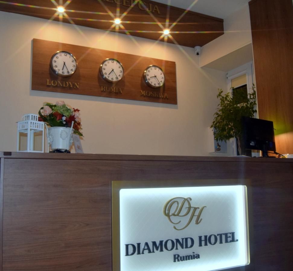 Отель Hotel Diamond w Białym Dworku Румя